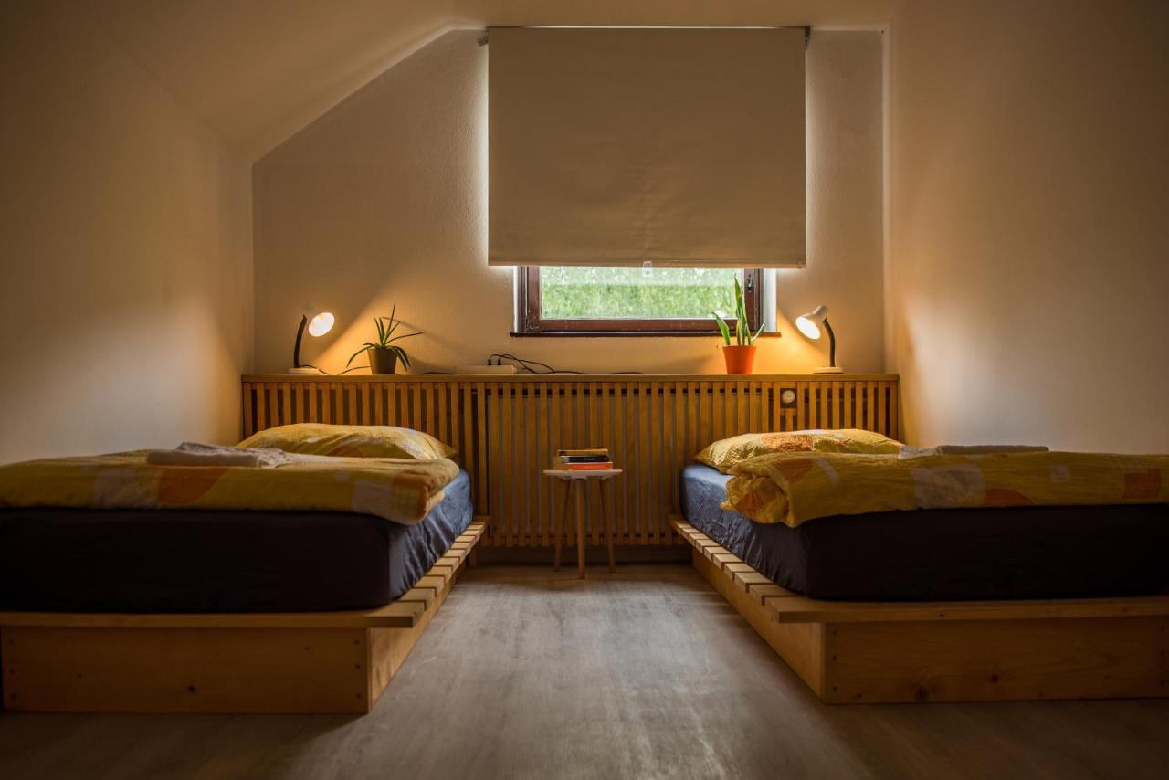 Hostel Idrija Exteriör bild